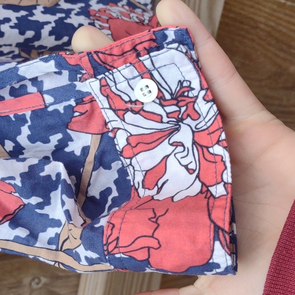 🏵️ J. McLaughlin Check Floral Button Up shirt - Picture 3 of 7